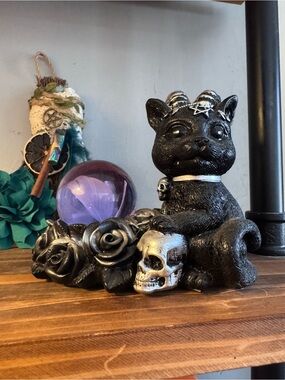 Black Gothic Cat Figurine with Skull and 50mm alexandrite scrying orb
